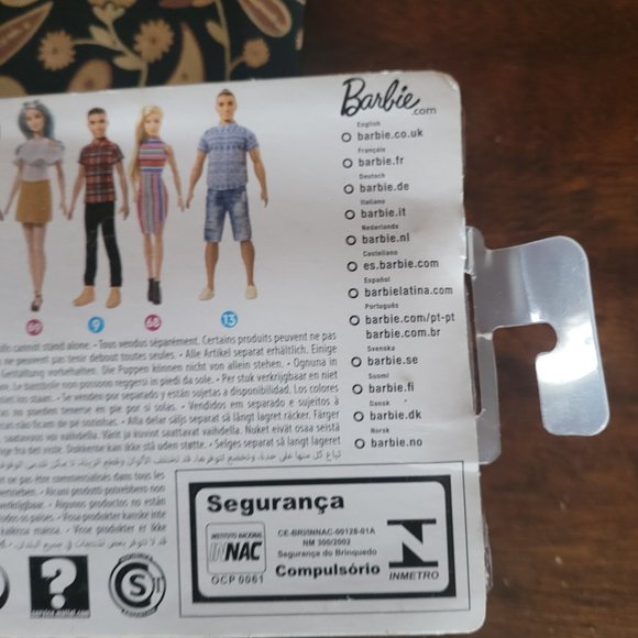 Barbie 2016, Ken #7 Fashionista Figure - Picture 14 of 17